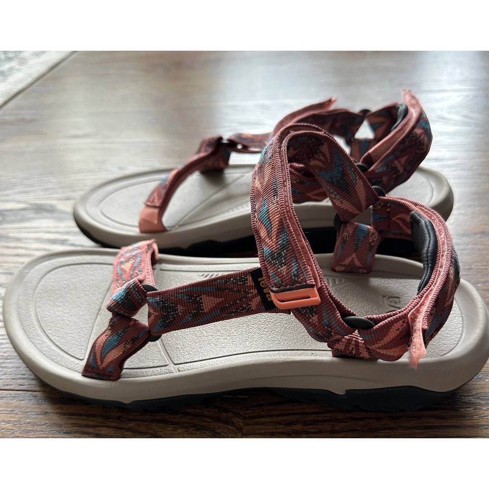 Teva Hurricane XLT2 Women Sz 11 Pink Strappy Sport Hiking Outdoor Sandals Hippy